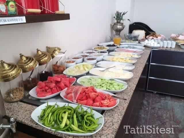 İleri Hotel & Apartments